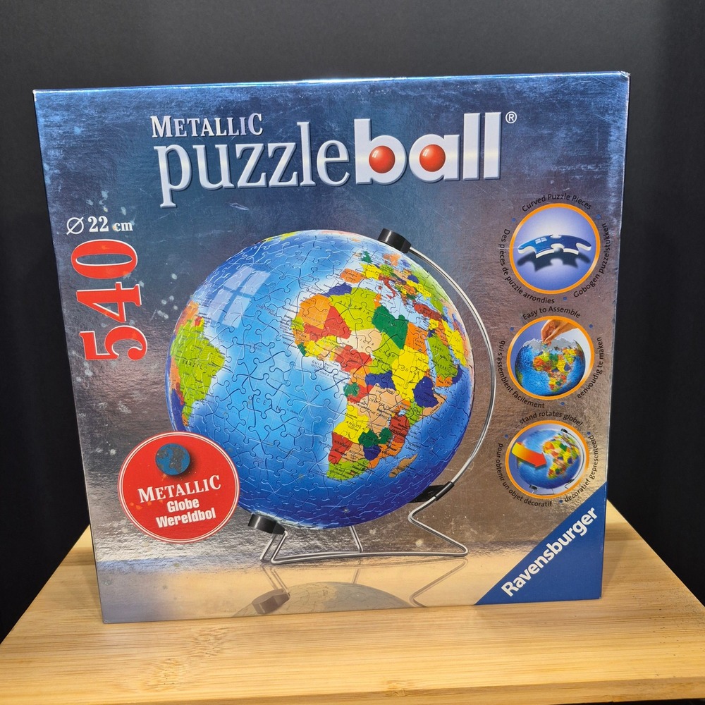 NIB Ravensburger Metallic Puzzleball Earth Globe Learning School Puzzle
